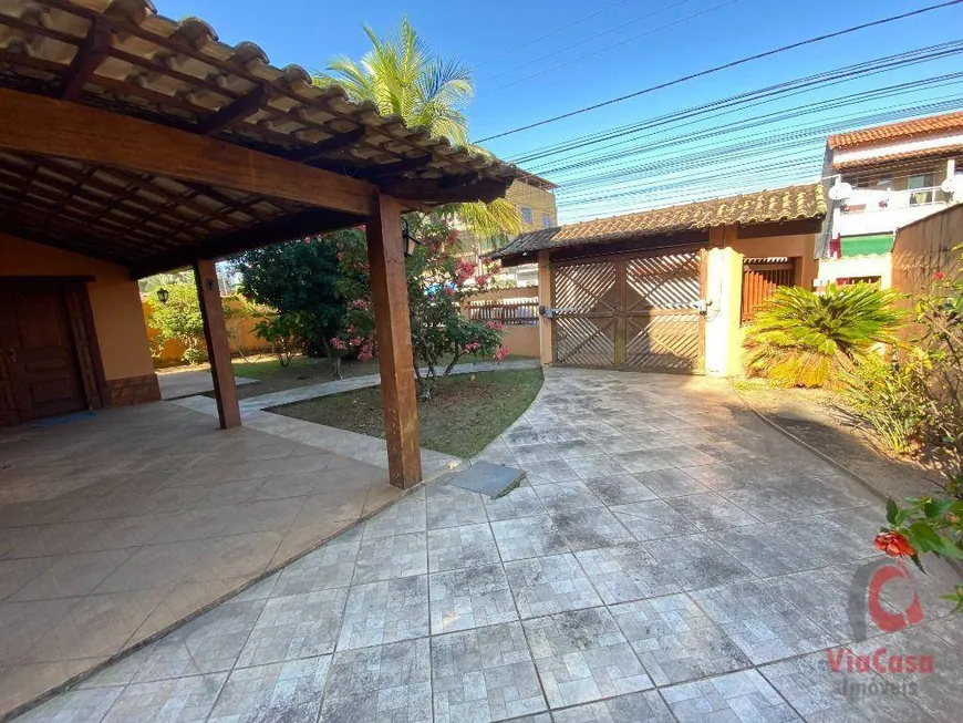 Foto 1 de Casa com 3 Quartos à venda, 320m² em Jardim Mariléa, Rio das Ostras