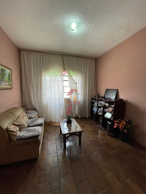 Foto 1 de Casa com 4 Quartos à venda, 300m² em Vila Passos, Nova Lima