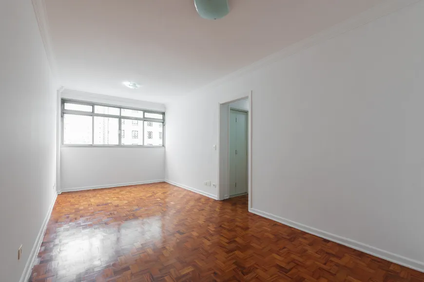 Foto 1 de Apartamento com 3 Quartos para alugar, 69m² em Jardim Paulistano, São Paulo