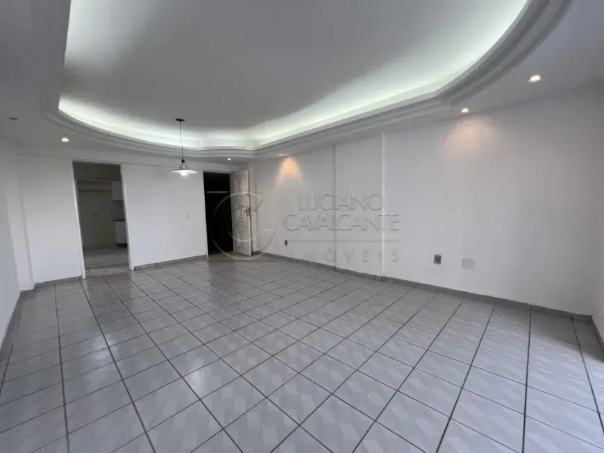 Foto 1 de Apartamento com 3 Quartos à venda, 117m² em Fátima, Fortaleza