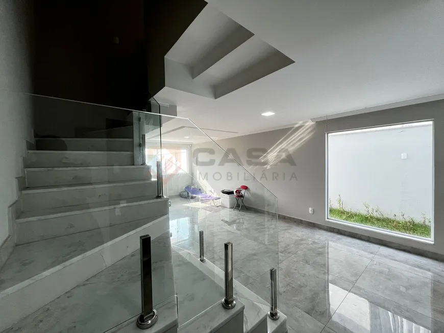 Foto 1 de Casa com 3 Quartos à venda, 133m² em Morada de Laranjeiras, Serra