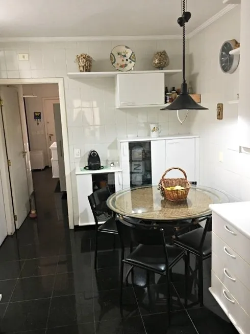 Foto 1 de Apartamento com 4 Quartos à venda, 205m² em Perdizes, São Paulo