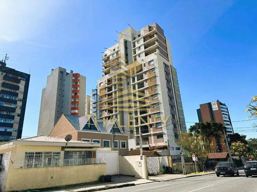 Foto 1 de Cobertura com 3 Quartos à venda, 190m² em Bacacheri, Curitiba