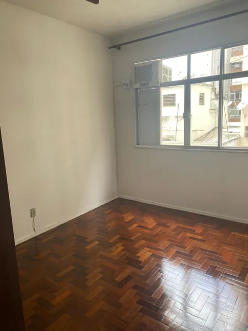 Foto 1 de Apartamento com 2 Quartos para alugar, 59m² em Icaraí, Niterói