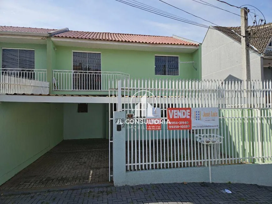Foto 1 de Sobrado com 3 Quartos à venda, 120m² em Sitio Cercado, Curitiba