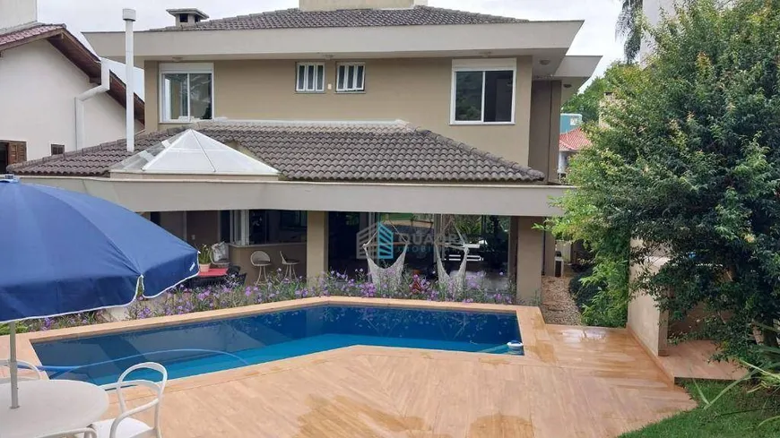 Foto 1 de Casa de Condomínio com 3 Quartos à venda, 356m² em Córrego Grande, Florianópolis