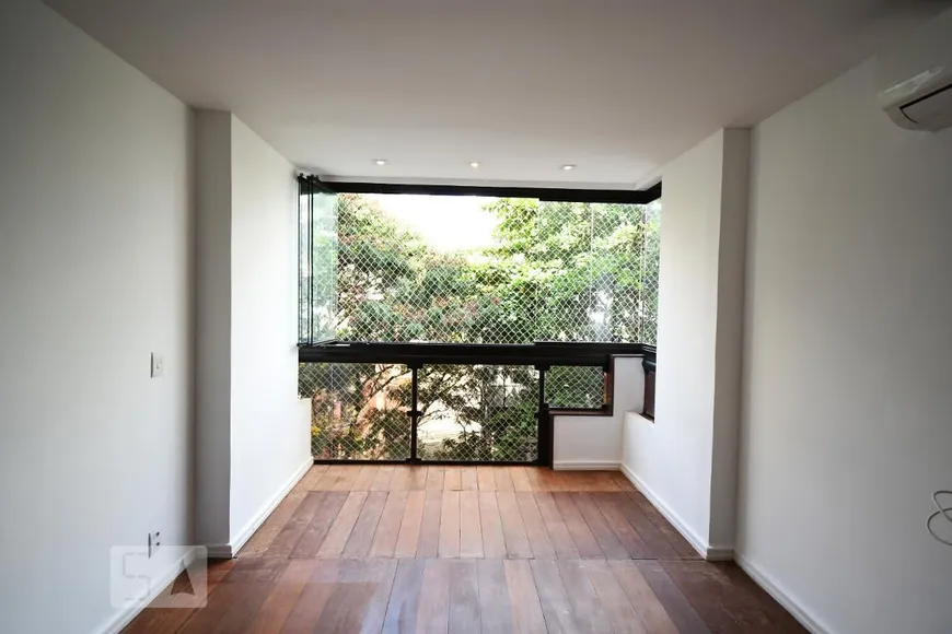 Foto 1 de Apartamento com 3 Quartos à venda, 166m² em Ingá, Niterói