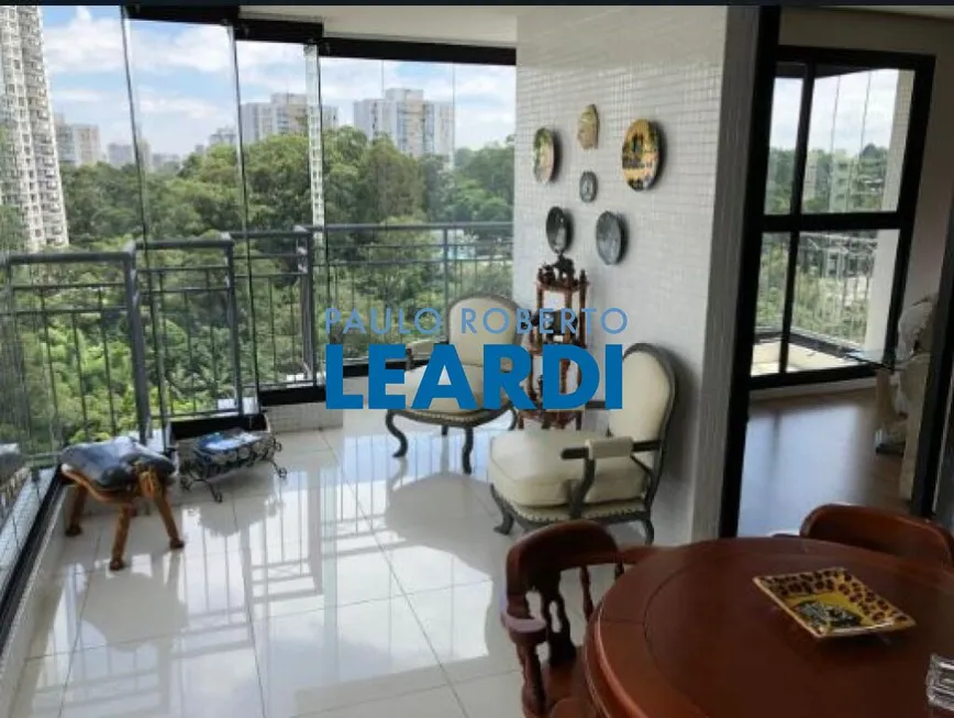 Foto 1 de Apartamento com 4 Quartos à venda, 370m² em Alto Da Boa Vista, São Paulo