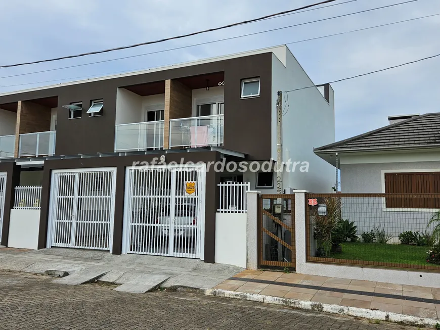 Foto 1 de Sobrado com 2 Quartos à venda, 82m² em Morada das Palmeiras, Torres
