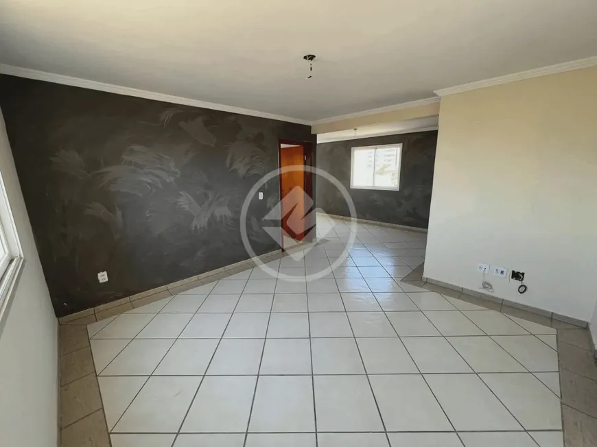 Foto 1 de Apartamento com 3 Quartos à venda, 94m² em Tubalina, Uberlândia