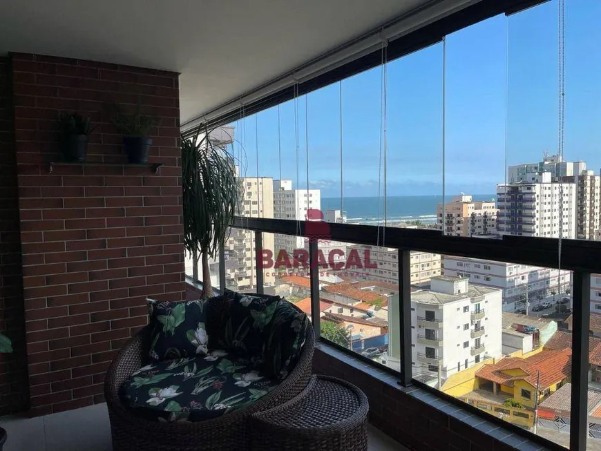 Foto 1 de Apartamento com 3 Quartos à venda, 145m² em Vila Guilhermina, Praia Grande