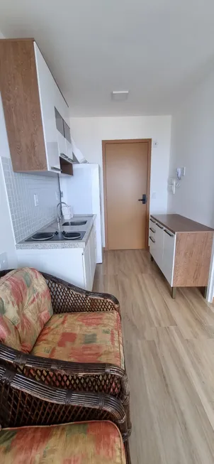 Foto 1 de Apartamento com 1 Quarto para alugar, 25m² em Amaralina, Salvador