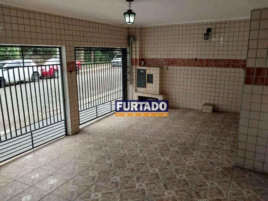 Foto 1 de Sobrado com 2 Quartos à venda, 212m² em Fundaçao, São Caetano do Sul