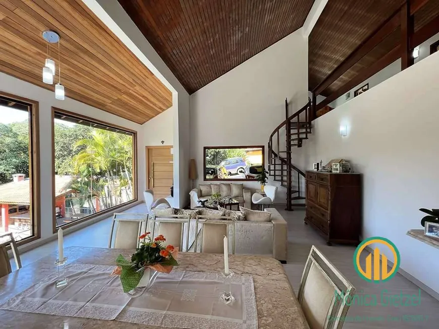 Foto 1 de Casa com 4 Quartos à venda, 350m² em Chacara Santa Lucia, Carapicuíba