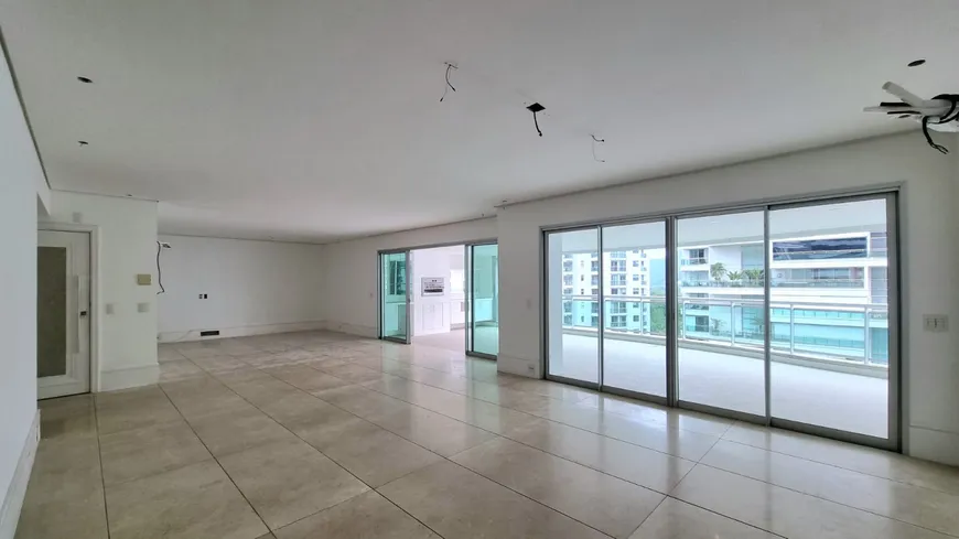 Foto 1 de Apartamento com 4 Quartos à venda, 298m² em Peninsula, Rio de Janeiro