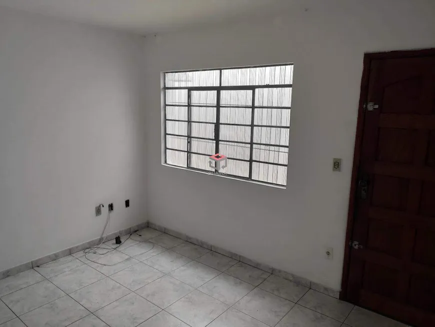 Foto 1 de Casa com 2 Quartos à venda, 120m² em Alves Dias, São Bernardo do Campo