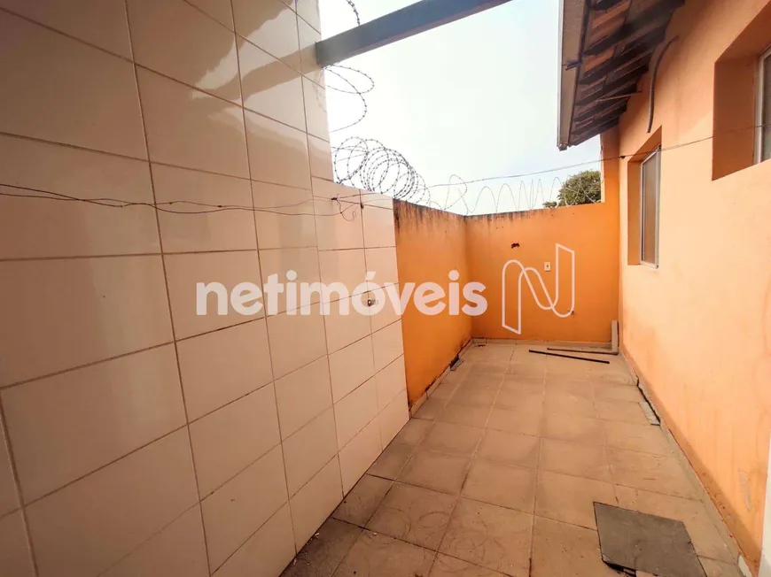 Foto 1 de Casa com 2 Quartos à venda, 80m² em Vale das Amendoeiras, Contagem