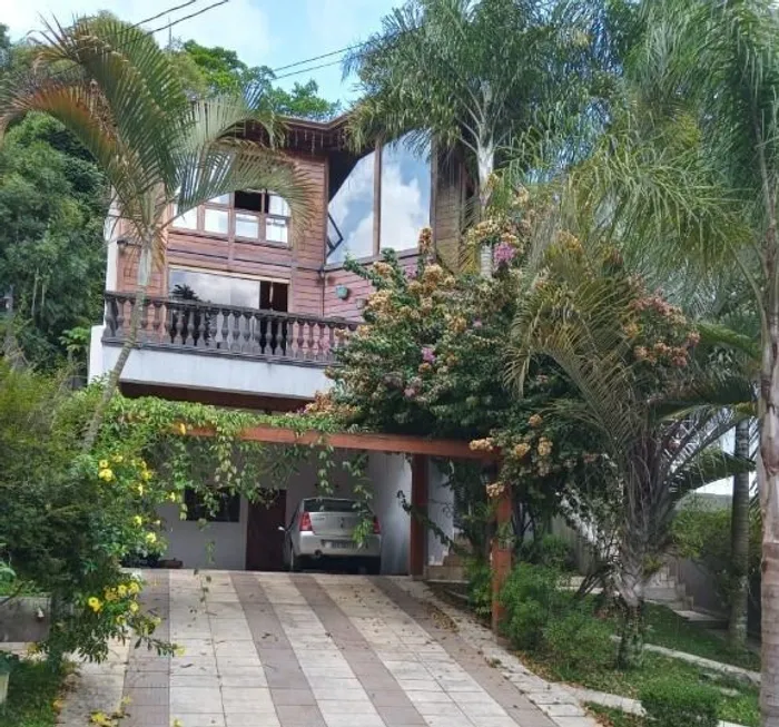 Foto 1 de Casa de Condomínio com 4 Quartos à venda, 257m² em Condomínio Vila Verde, Itapevi