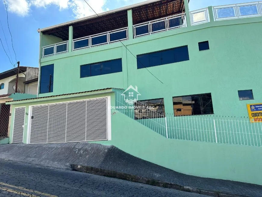 Foto 1 de Casa com 3 Quartos à venda, 294m² em Vila Tibirica, Santo André