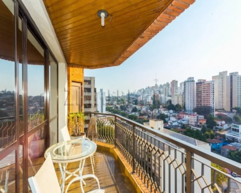 Foto 1 de Apartamento com 4 Quartos à venda, 158m² em Santa Cecília, São Paulo