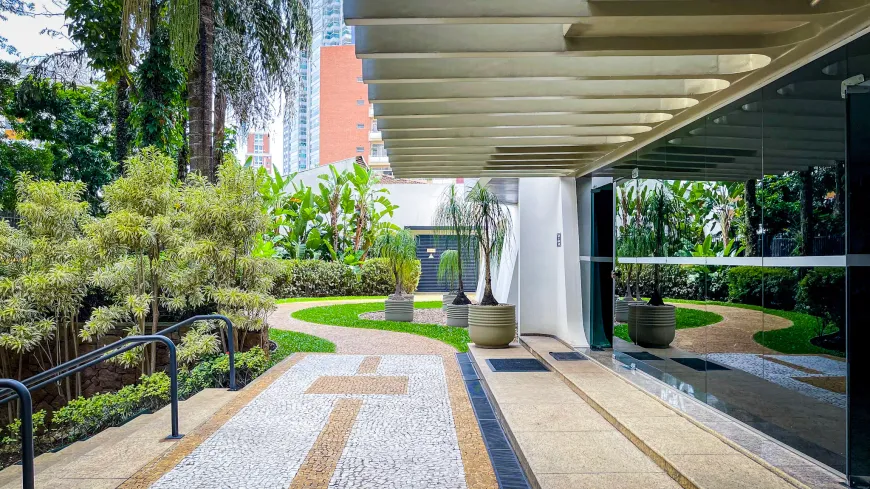 Foto 1 de Apartamento com 3 Quartos à venda, 140m² em Paraíso, São Paulo