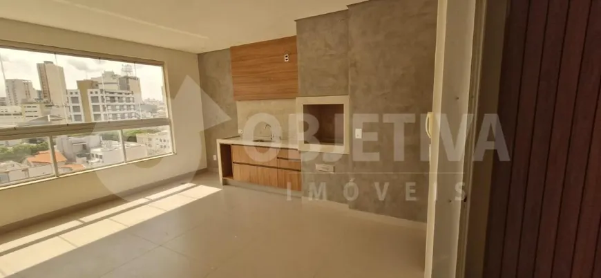 Foto 1 de Apartamento com 4 Quartos para alugar, 250m² em Martins, Uberlândia