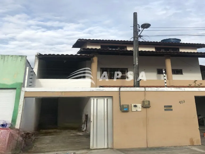 Foto 1 de Casa com 3 Quartos para alugar, 121m² em Itaperi, Fortaleza
