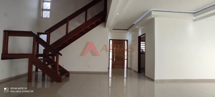 Foto 1 de Casa com 3 Quartos à venda, 250m² em Jardim Bandeirantes, São Carlos