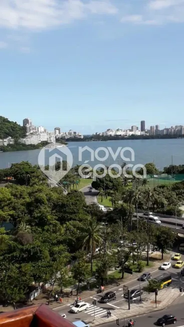 Foto 1 de Apartamento com 2 Quartos à venda, 73m² em Humaitá, Rio de Janeiro