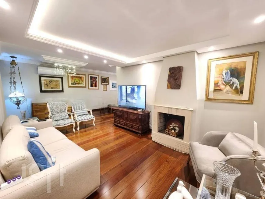 Foto 1 de Apartamento com 3 Quartos à venda, 152m² em Higienópolis, Porto Alegre