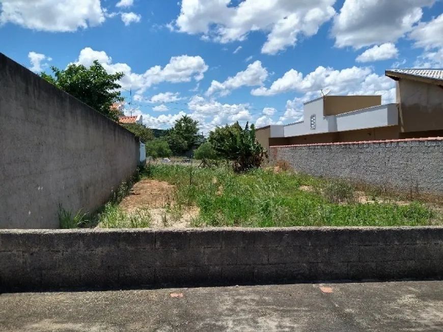 Foto 1 de Lote/Terreno à venda, 350m² em Medeiros, Jundiaí