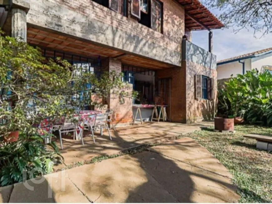 Foto 1 de Casa com 3 Quartos à venda, 200m² em Butantã, São Paulo