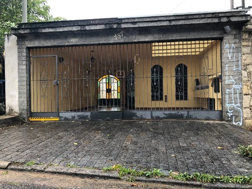 Foto 1 de Casa com 2 Quartos à venda, 190m² em Vila Dom Pedro I, São Paulo