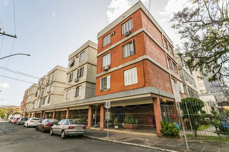 Foto 1 de Apartamento com 1 Quarto à venda, 37m² em Partenon, Porto Alegre