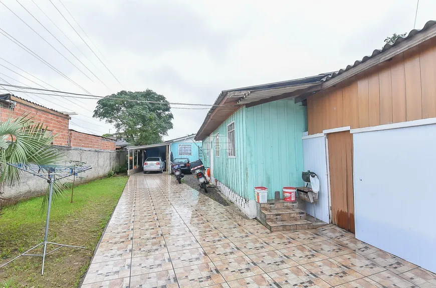 Foto 1 de Lote/Terreno à venda, 480m² em Uberaba, Curitiba