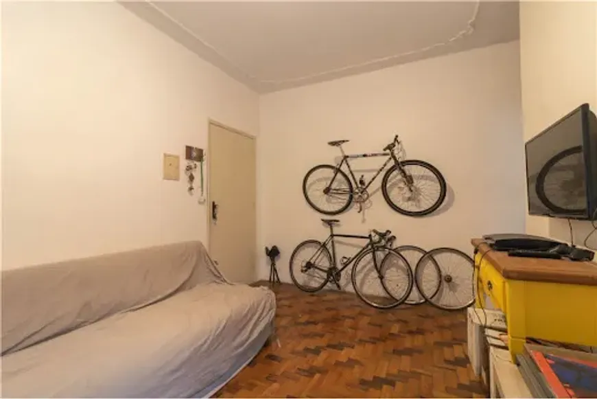 Foto 1 de Apartamento com 1 Quarto à venda, 49m² em Farroupilha, Porto Alegre