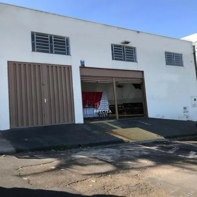 Foto 1 de Galpão/Depósito/Armazém à venda, 215m² em Vila Rezende, Franca
