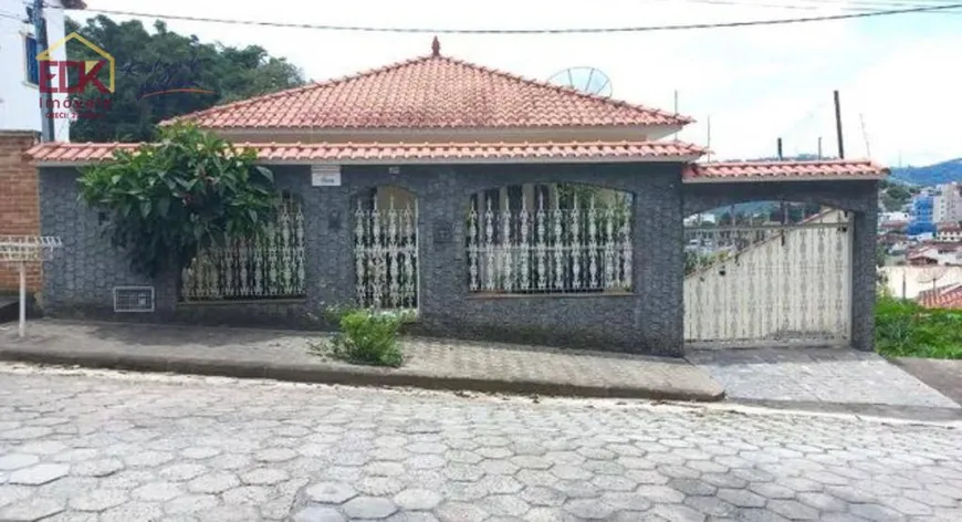 Foto 1 de Sobrado com 3 Quartos à venda, 335m² em Solar Dos Lagos, São Lourenço