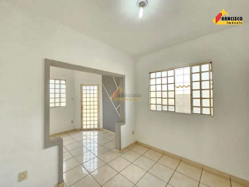 Foto 1 de Casa com 2 Quartos à venda, 59m² em Vale do Sol, Divinópolis