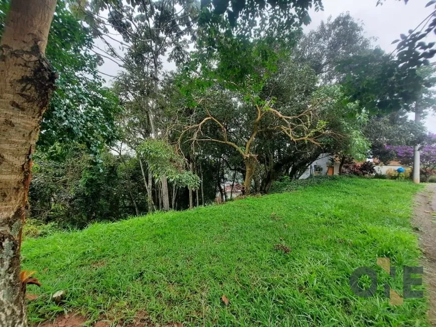 Foto 1 de Lote/Terreno à venda, 898m² em Granja Viana, Carapicuíba