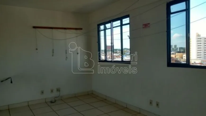 Foto 1 de Apartamento com 3 Quartos à venda, 126m² em Centro, Araraquara