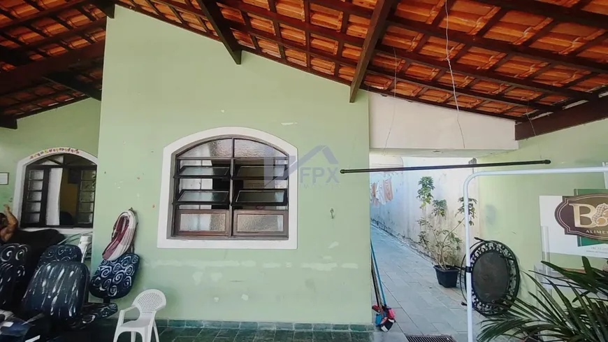 Foto 1 de Casa com 3 Quartos à venda, 214m² em Centro, Itanhaém