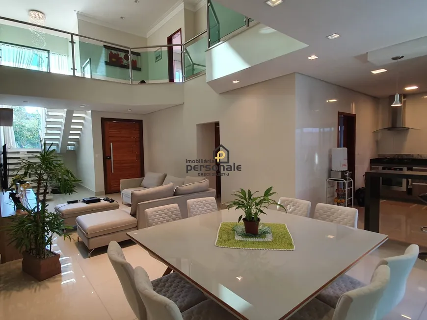 Foto 1 de Casa de Condomínio com 3 Quartos à venda, 270m² em Vila Haro, Sorocaba