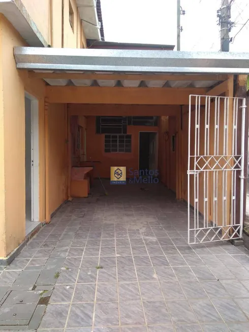 Foto 1 de Casa com 1 Quarto para alugar, 30m² em Vila Suica, Santo André