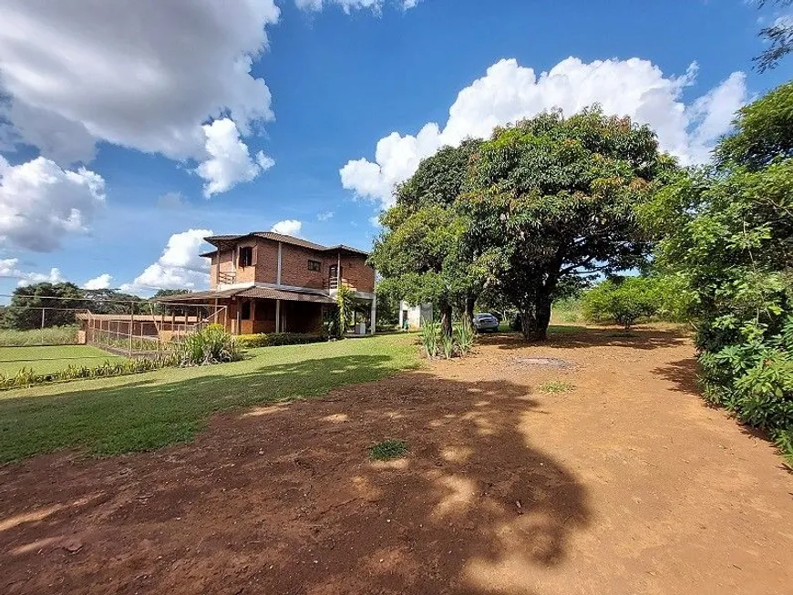 Foto 1 de Fazenda/Sítio com 4 Quartos à venda, 360m² em Quintas Da Varginha, Sete Lagoas