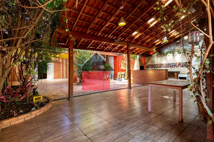 Foto 1 de Casa com 3 Quartos à venda, 347m² em Vila Nair, São Paulo