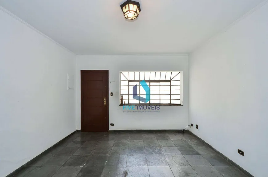 Foto 1 de Casa com 2 Quartos à venda, 110m² em Jardim Aeroporto, São Paulo