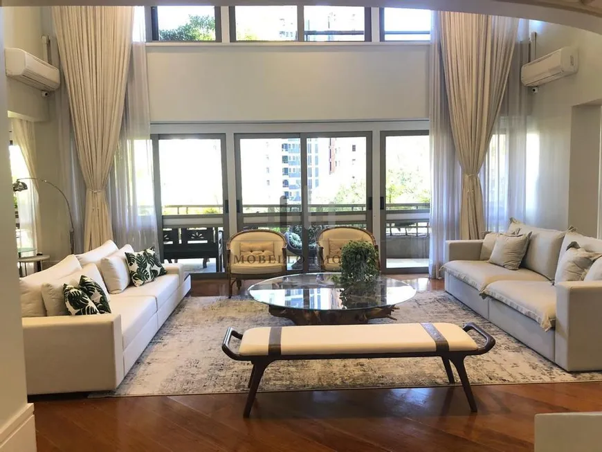 Foto 1 de Apartamento com 4 Quartos para venda ou aluguel, 670m² em Cambuí, Campinas