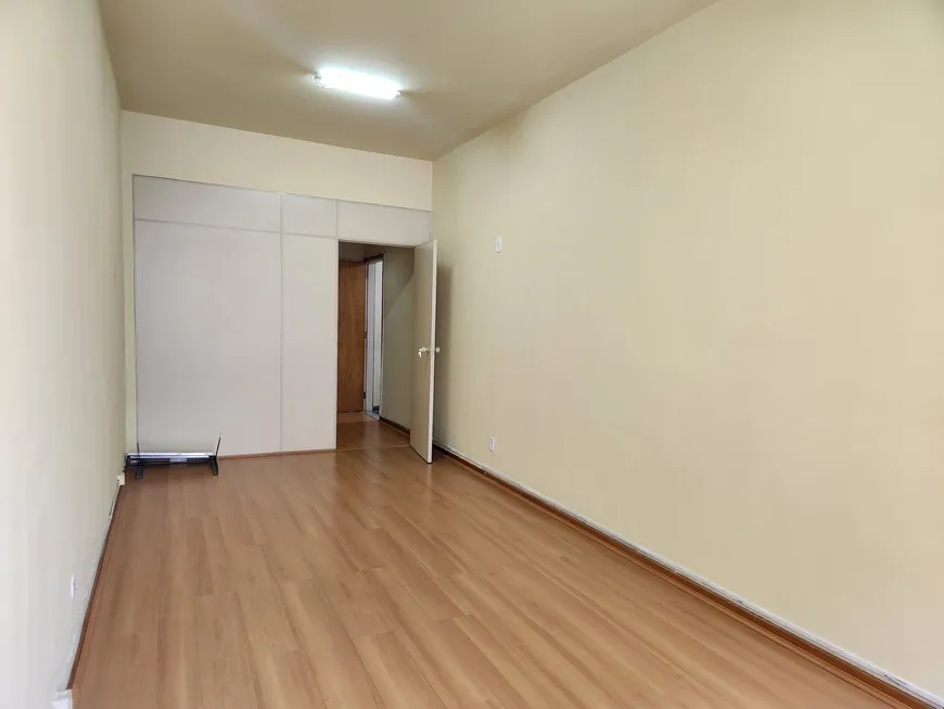 Foto 1 de Sala Comercial para alugar, 27m² em Méier, Rio de Janeiro