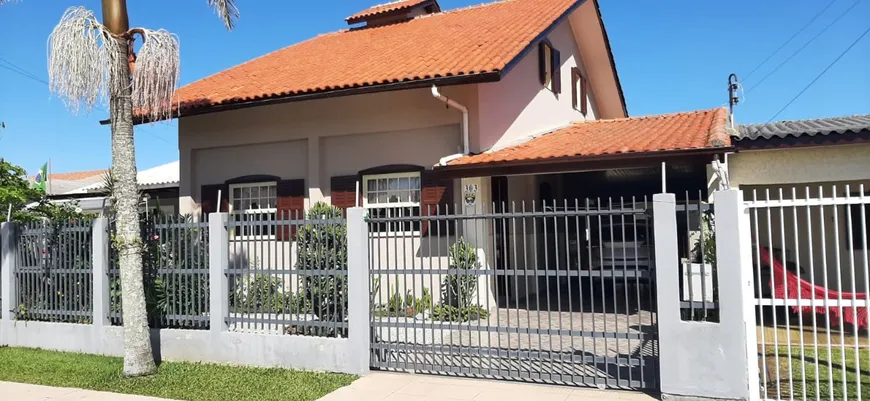 Foto 1 de Casa com 5 Quartos à venda, 270m² em , Balneário Rincão